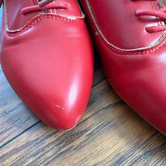 Vintage Leather Red Oxford Shoes | Size 38 (7.5) - Picture 4 of 9